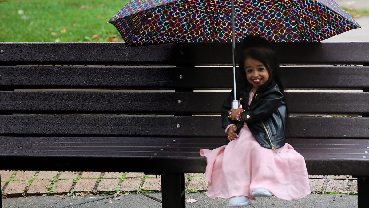 Extraordinary People: World's Smallest Woman: Meet Jyoti