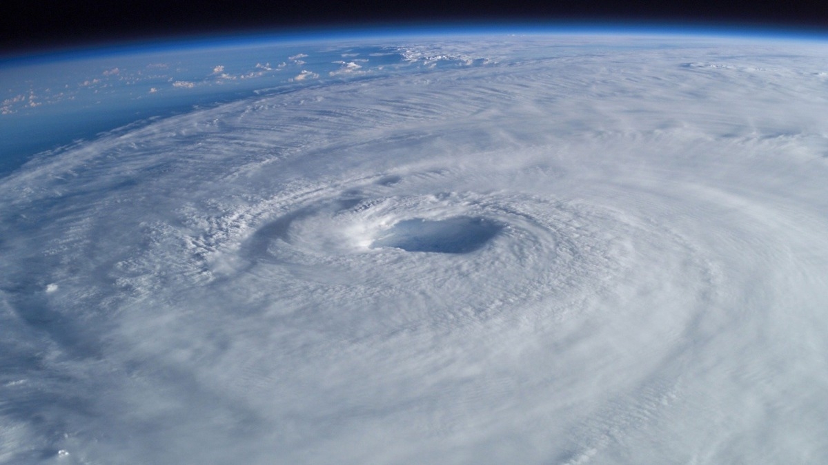 Super Hurricanes: Inside Monster Storms